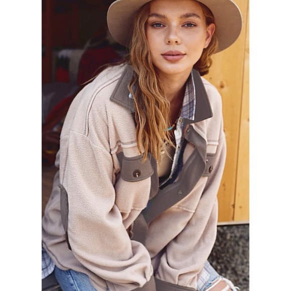 La Miel Mabel Shacket - Picture 2 of 2